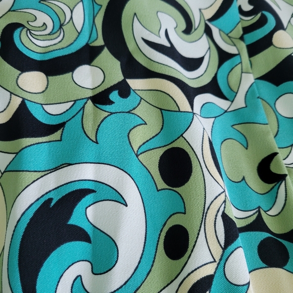 Knee-length summer dress for office or party - Picture 9 of 10